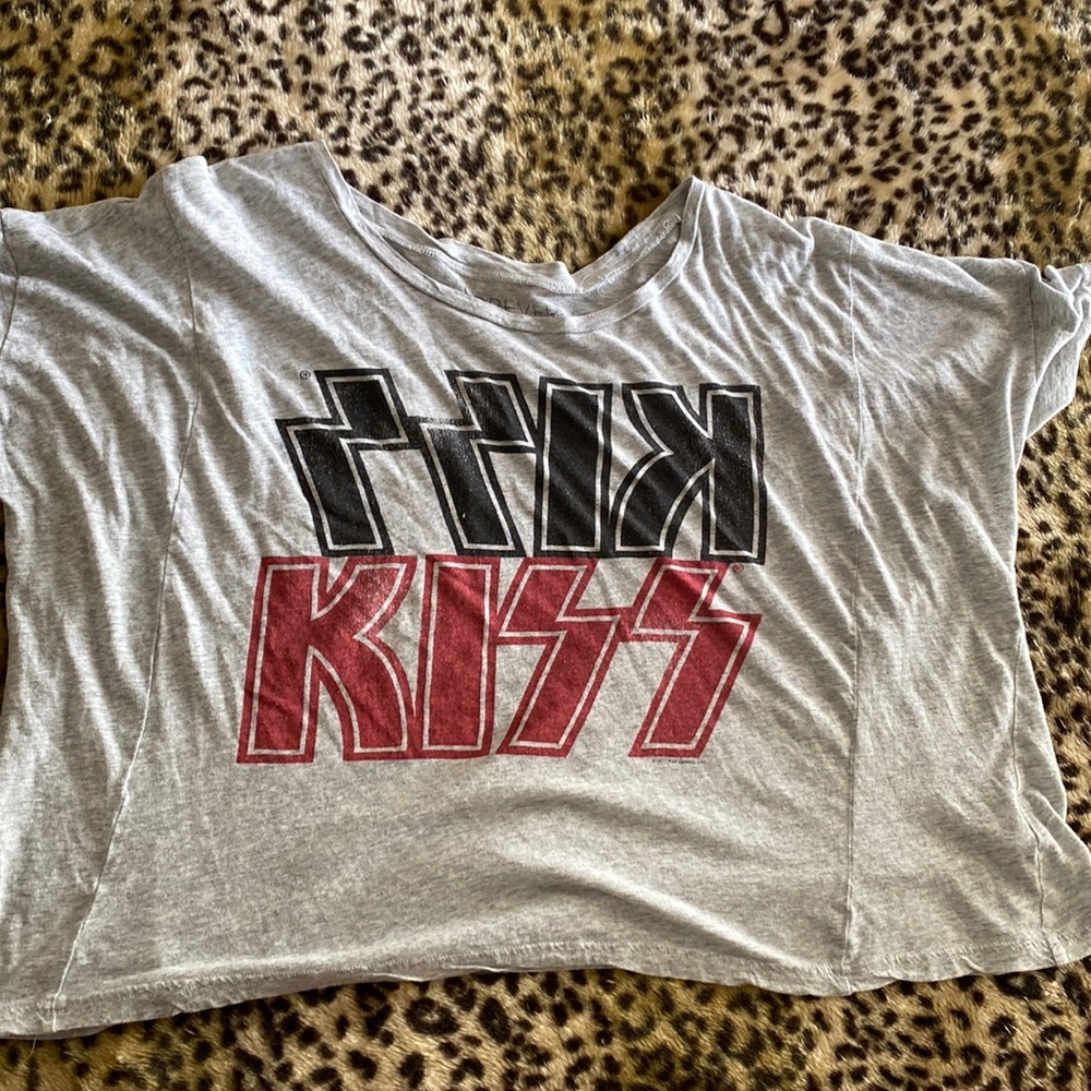 Kiss crop top